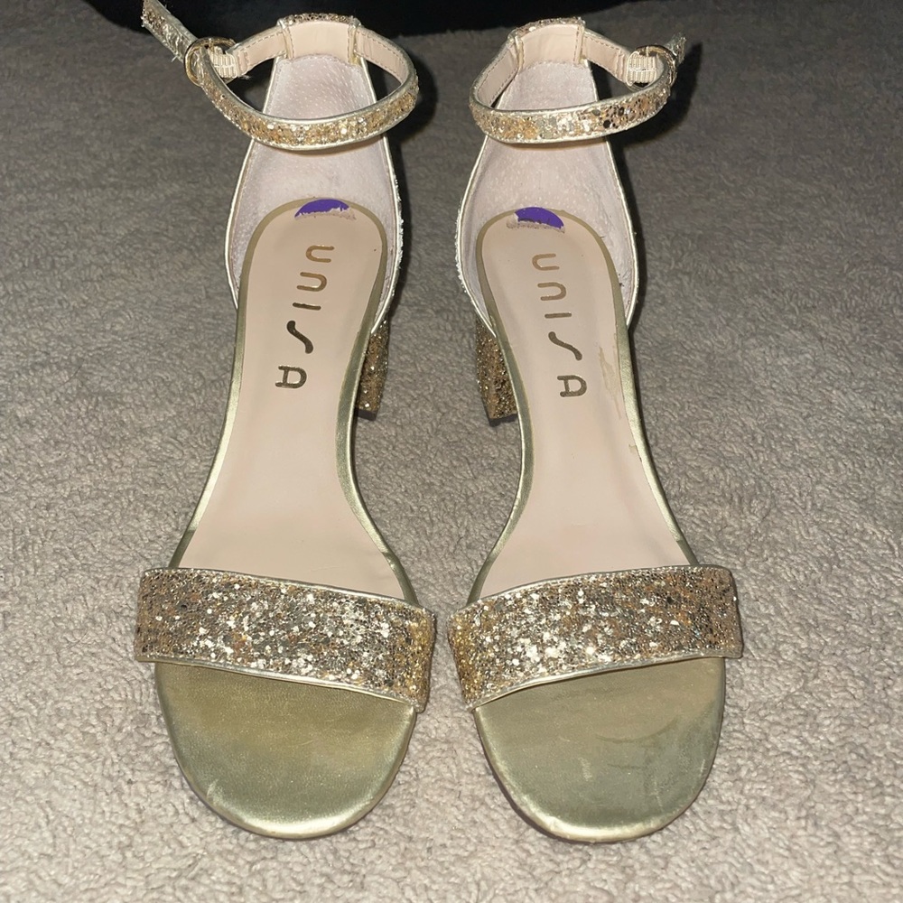 Gold sparkle heels